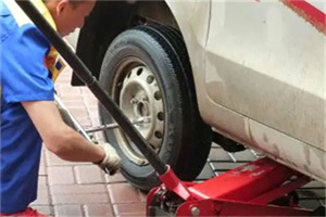 郁南附近拖车24小时服务热线电话